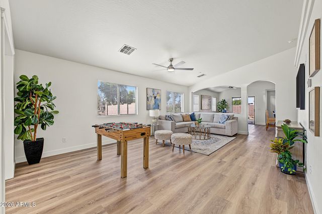 8542 W CORDES Road, Tolleson, AZ 85353