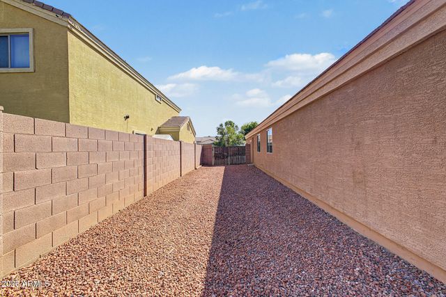 8542 W CORDES Road, Tolleson, AZ 85353