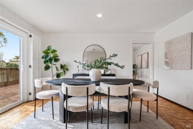 154 Basinside, Alameda, CA 94502