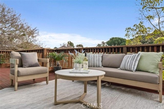 154 Basinside, Alameda, CA 94502