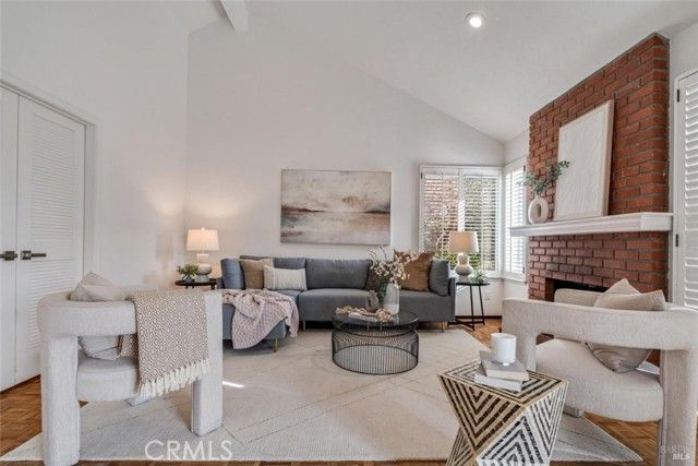 154 Basinside, Alameda, CA 94502