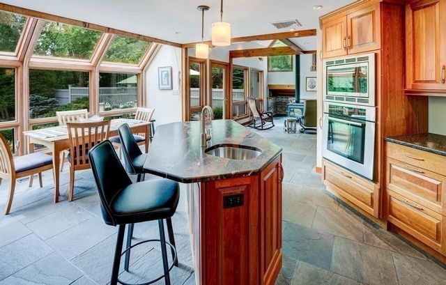 40 Bicentennial Way, Boxborough, MA 01719