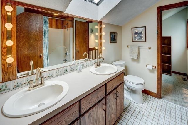 40 Bicentennial Way, Boxborough, MA 01719