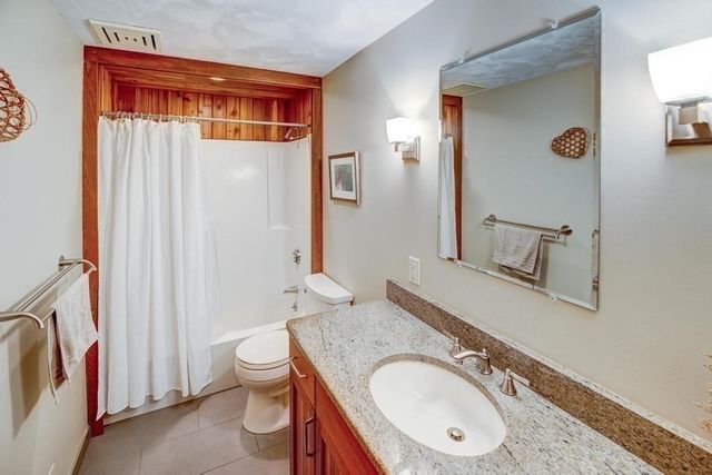 40 Bicentennial Way, Boxborough, MA 01719