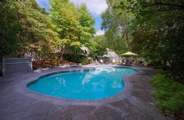 40 Bicentennial Way, Boxborough, MA 01719