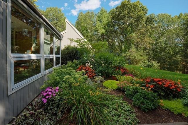 40 Bicentennial Way, Boxborough, MA 01719