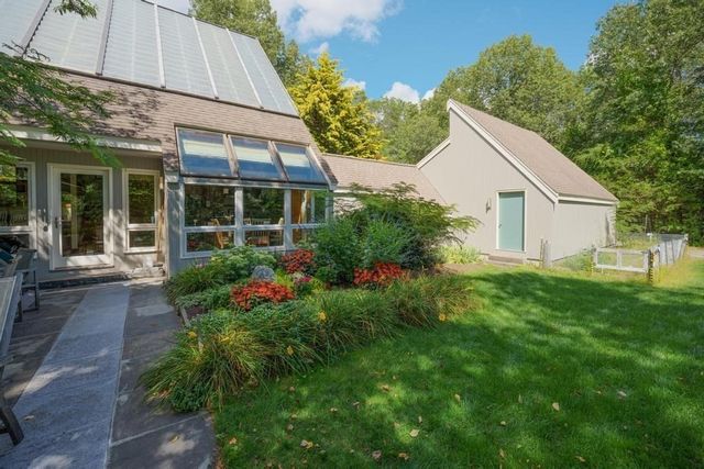 40 Bicentennial Way, Boxborough, MA 01719