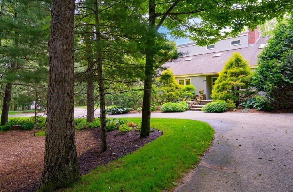 40 Bicentennial Way, Boxborough, MA 01719