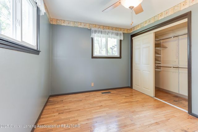 135 W Hamilton Street, Dimondale, MI 48821