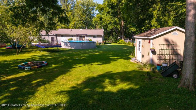 135 W Hamilton Street, Dimondale, MI 48821