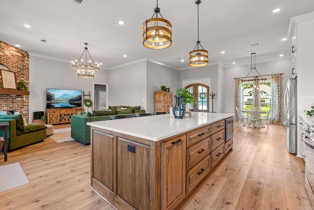 40 Lowell, Greenbrier, AR 72058
