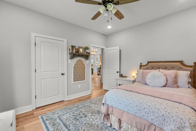 40 Lowell, Greenbrier, AR 72058