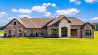 40 Lowell, Greenbrier, AR 72058