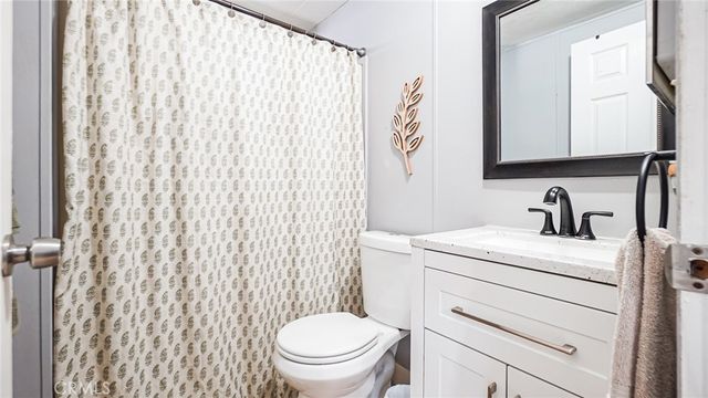 20806 Gridley Road 48A, Lakewood, CA 90715
