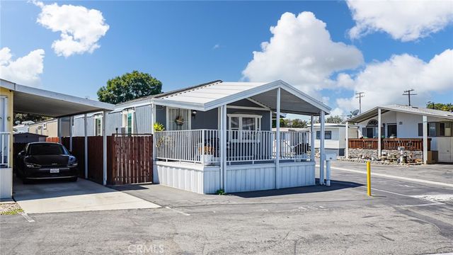 20806 Gridley Road 48A, Lakewood, CA 90715