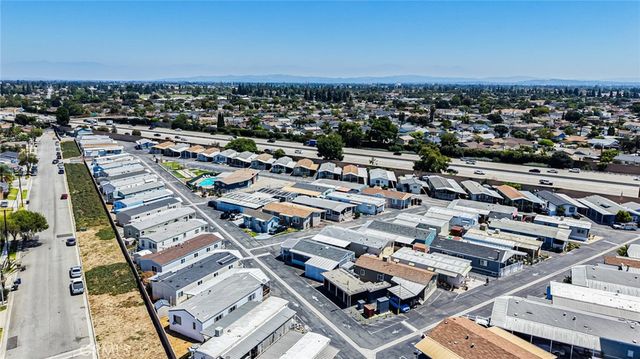 20806 Gridley Road 48A, Lakewood, CA 90715