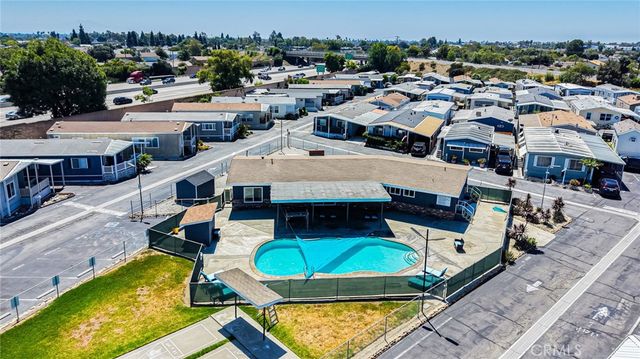 20806 Gridley Road 48A, Lakewood, CA 90715