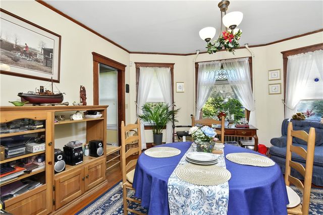 1 Arnold Avenue, Newport, RI 02840