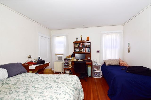 1 Arnold Avenue, Newport, RI 02840