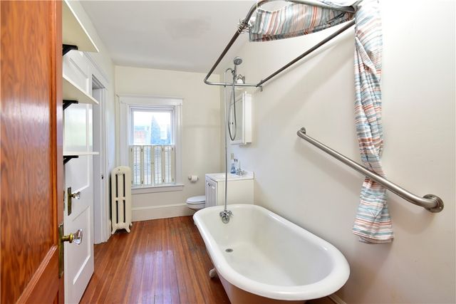 1 Arnold Avenue, Newport, RI 02840