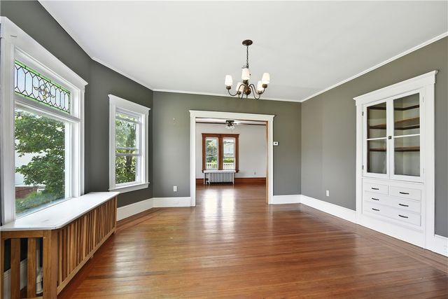 1 Arnold Avenue, Newport, RI 02840