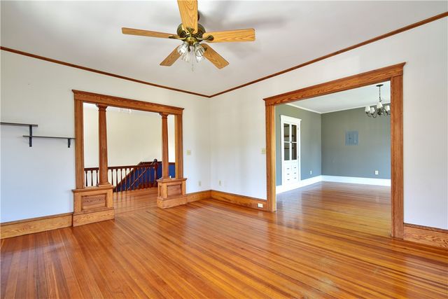 1 Arnold Avenue, Newport, RI 02840