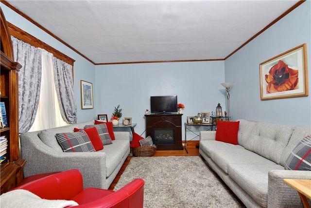 1 Arnold Avenue, Newport, RI 02840