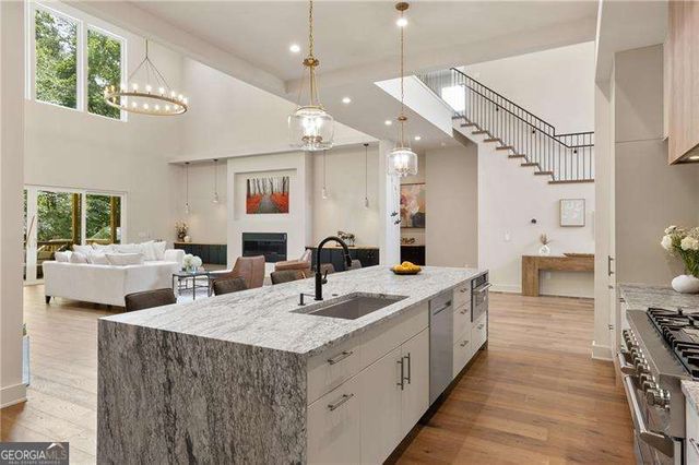 680 Carriage Drive, Sandy Springs, GA 30328