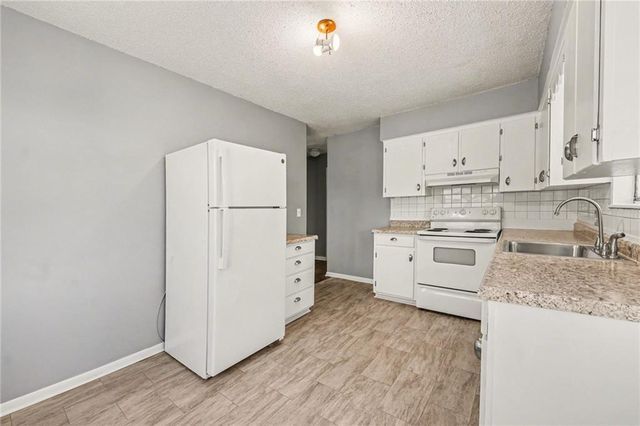 3522 NE 72nd Street, Kansas City, MO 64119