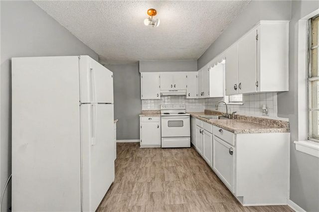 3522 NE 72nd Street, Kansas City, MO 64119