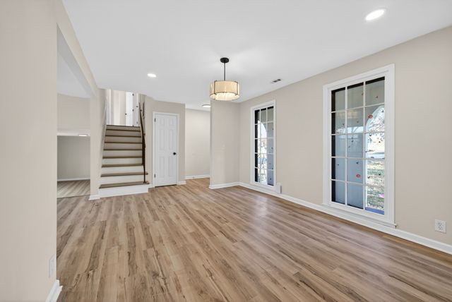 2909 Moss Spring Dr, Antioch, TN 37013