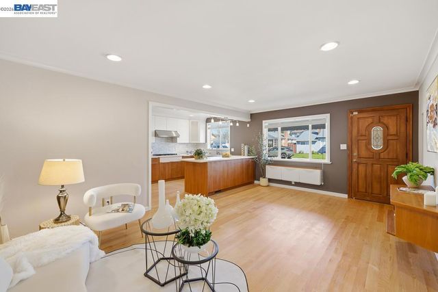 15185 Norton St, San Leandro, CA 94579