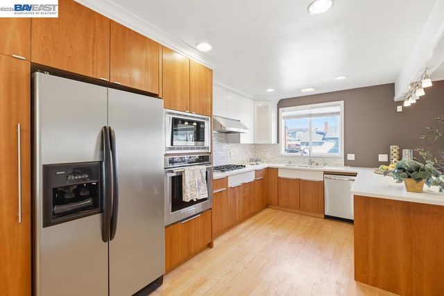 15185 Norton St, San Leandro, CA 94579