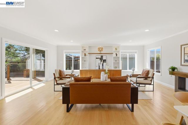 15185 Norton St, San Leandro, CA 94579