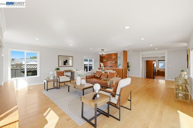 15185 Norton St, San Leandro, CA 94579