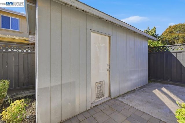 15185 Norton St, San Leandro, CA 94579