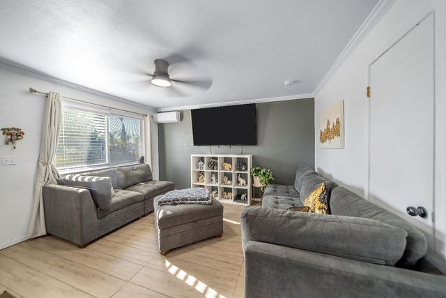 5558 8th St, Keyes, CA 95328