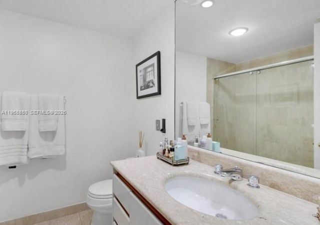 1643 Brickell Ave 1006, Miami, FL 33129