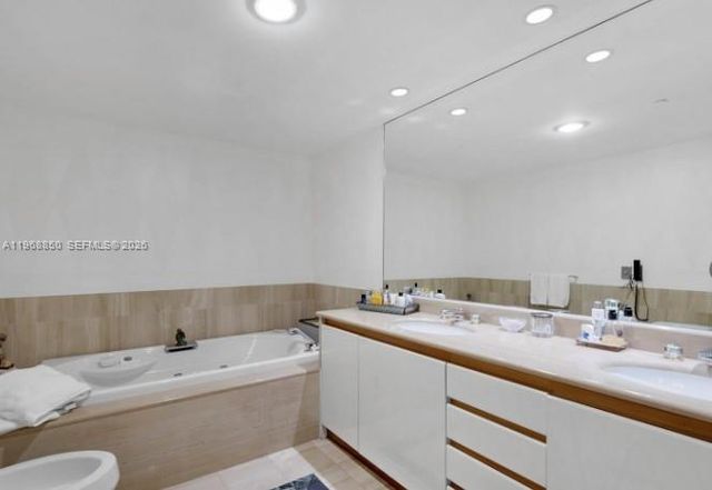 1643 Brickell Ave 1006, Miami, FL 33129