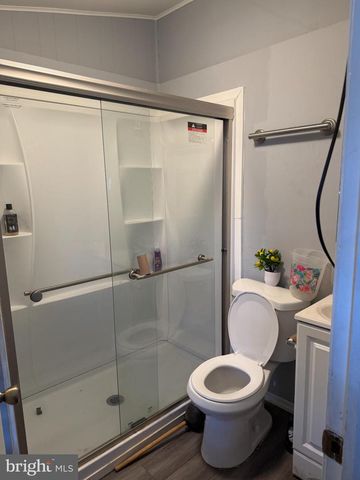 445 GENESEE ST, Trenton, NJ 08611