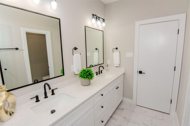 11 Wellford Street G, Houston, TX 77022