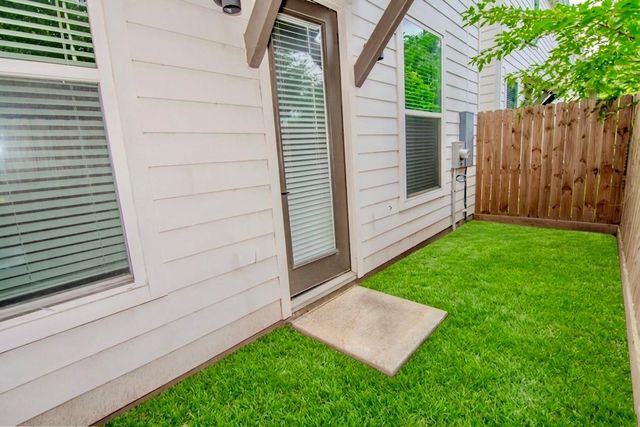 11 Wellford Street G, Houston, TX 77022
