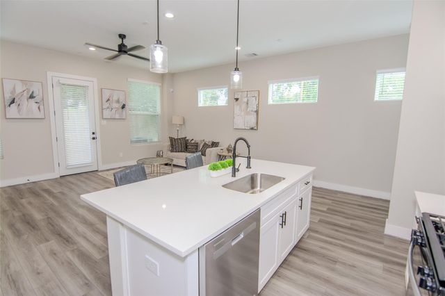 11 Wellford Street G, Houston, TX 77022