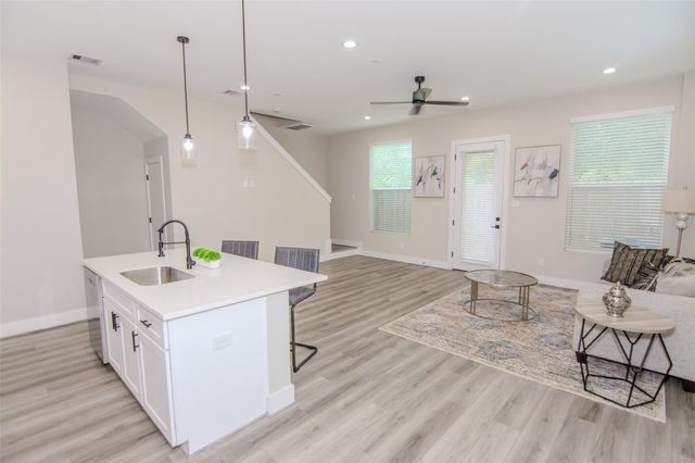 11 Wellford Street G, Houston, TX 77022
