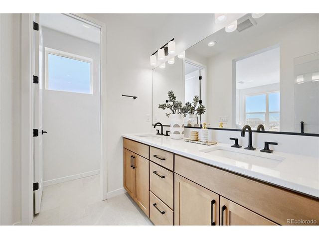 9638 Wolf Valley Dr, Colorado Springs, CO 80924