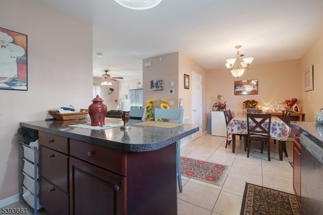 13 Val Sumo Ln, Newark City, NJ 07105