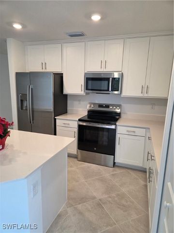 18421 Copperhead CT 221, Lehigh Acres, FL 33936