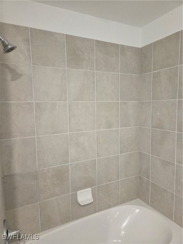 18421 Copperhead CT 221, Lehigh Acres, FL 33936