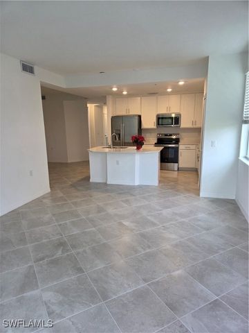 18421 Copperhead CT 221, Lehigh Acres, FL 33936