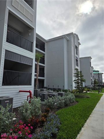 18421 Copperhead CT 221, Lehigh Acres, FL 33936